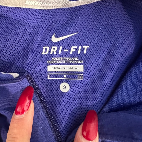 🔥Nike Blue and Gray Dri-FIT Jacket🔥 - Picture 5 of 8